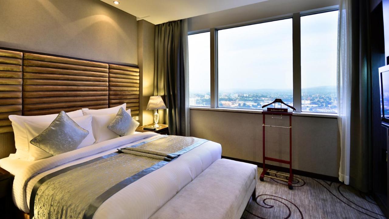 Fleuve Congo Hotel By Blazon Hotels Kinshasa Exterior foto